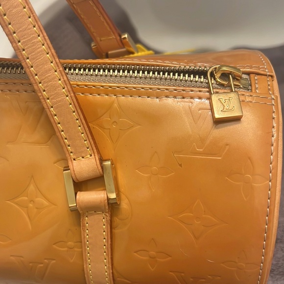 Louis Vuitton yellow monogram vernis in excellent used condition - Picture 8 of 9